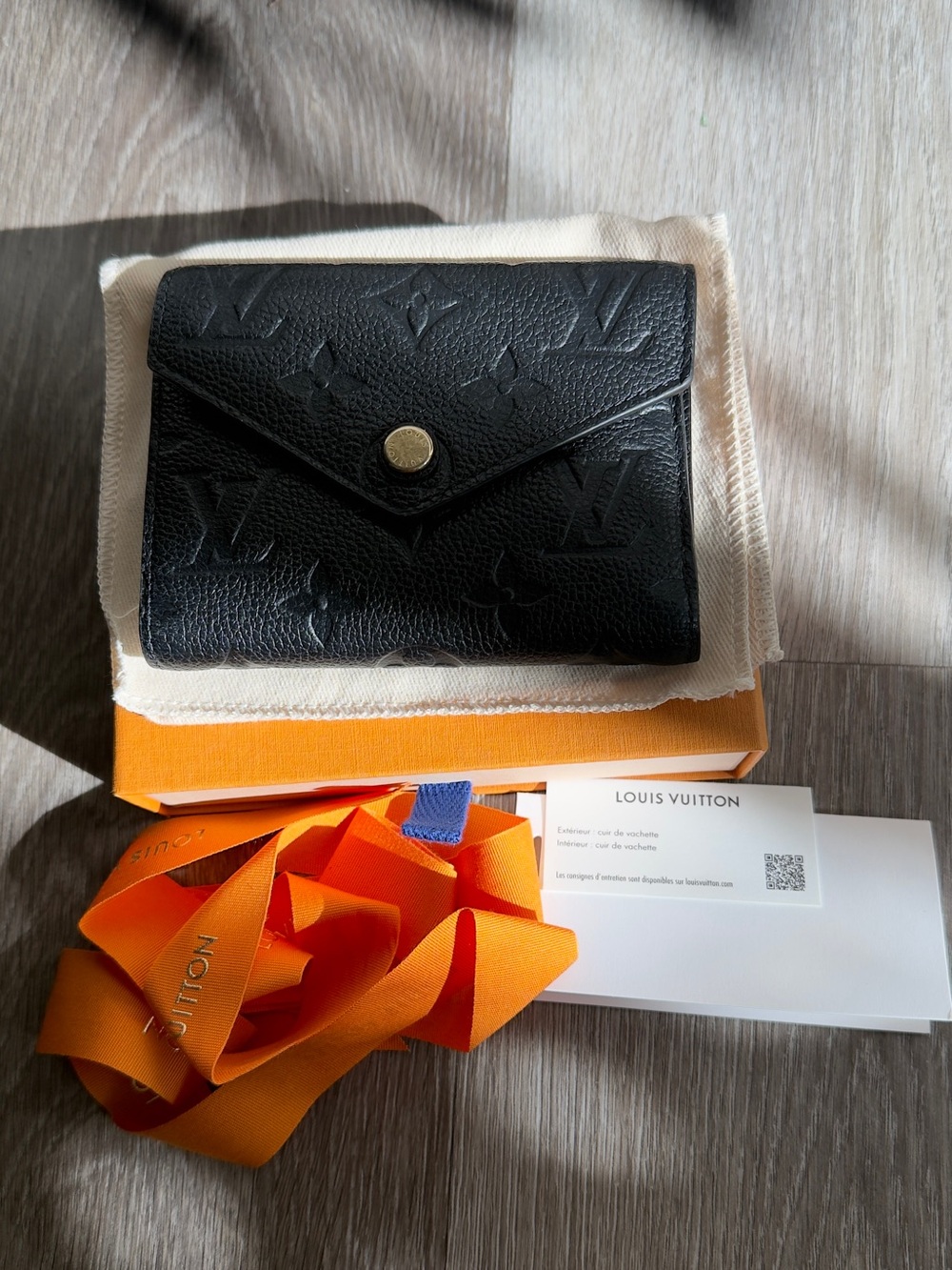 Louis Vuitton Empreinte Monogogram Victorine Wallet FULL SET